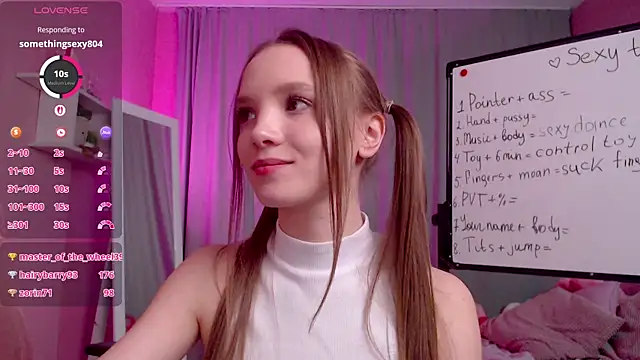 adria_arjona - Adria_Arjona's free webcam - UK Sex Cams