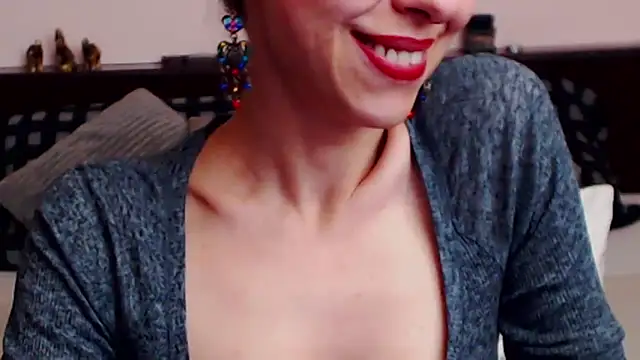 AylyneRichards webcam