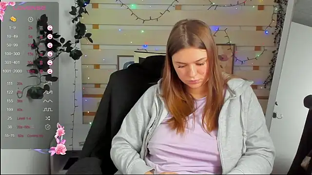 Josephine_Kiss webcam