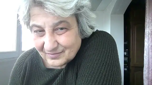 ExquisiteMature webcam