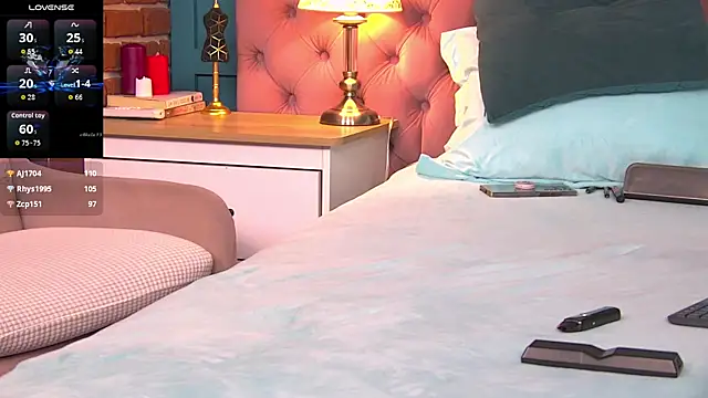 queen_diabla - Queen_diabla's free webcam - UK Sex Cams