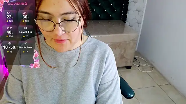 conniejames_m webcam