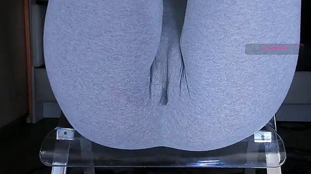 Cameltoe_squirt_inPants webcam