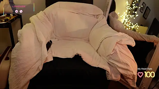 GingerAleMILF webcam