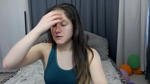 Holliy_Cooper webcam