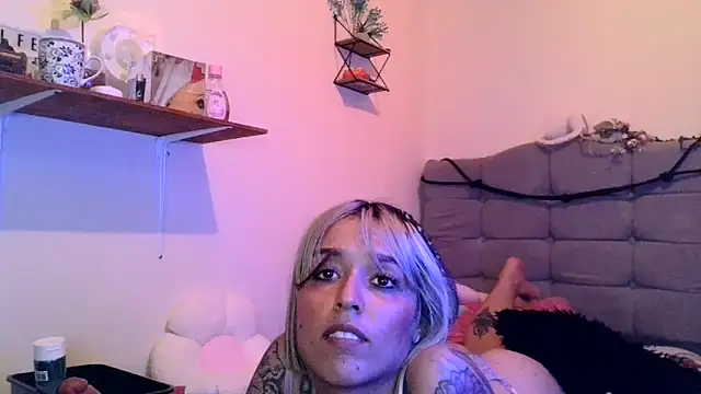 live nude cam BlueStoneX