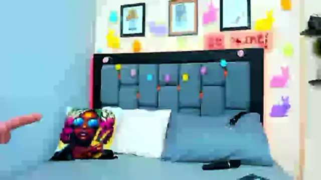 VioletaCollins webcam