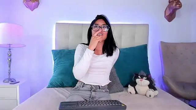 celeste_stonnes webcam