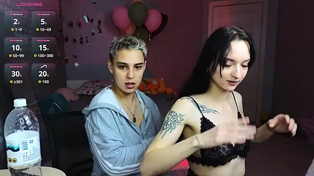 LuxuryLoverss webcam