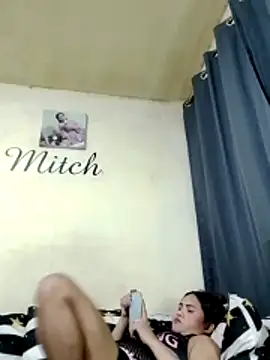 sexymitchyx24 webcam