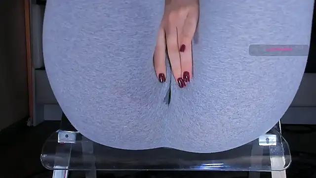 Cameltoe_squirt_inPants webcam