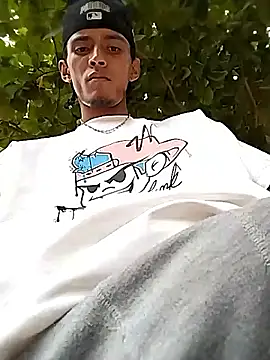 spittermasterpig1 webcam