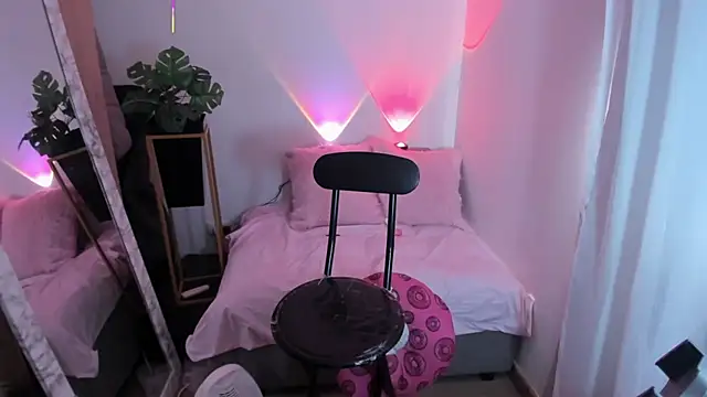 marianneloveee webcam