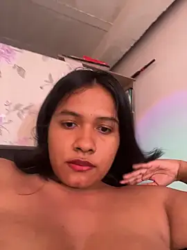 lovedforeverr webcam