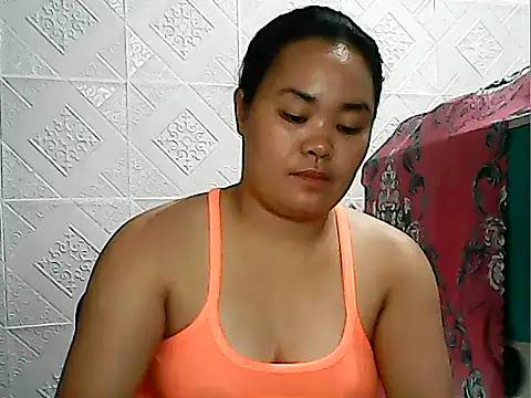 CreamyPussy4uxx webcam