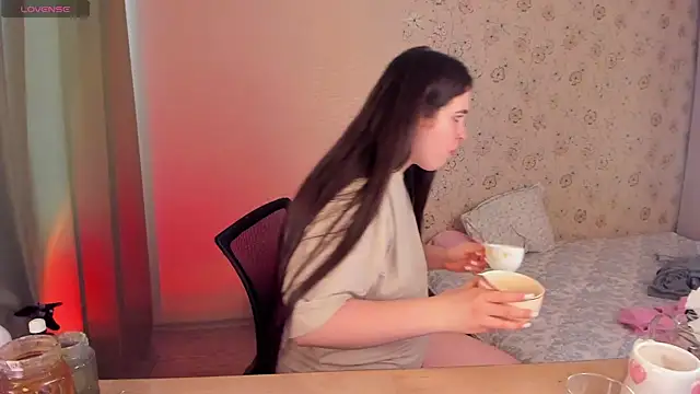 Alice_next_door webcam