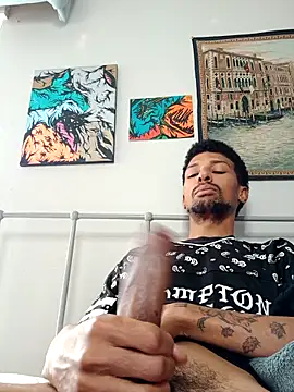 BigPrettyDick777 webcam