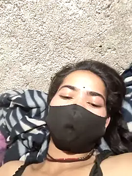 Sonali_Bendre webcam