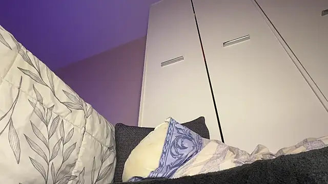 sex cam Naughty Mari