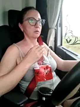 Milfa_nimfomana webcam