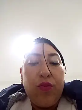 Valeria_montana_ webcam