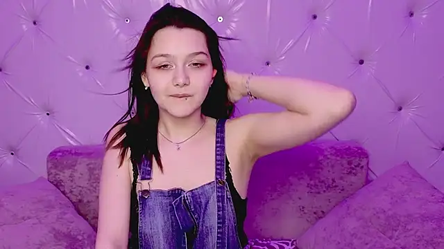 xxxnaughtyfoxyxxx webcam