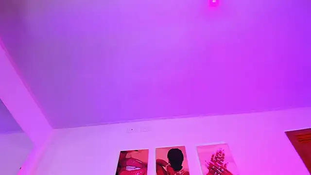 Isabella_Moon9 webcam