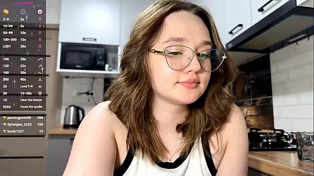 ainasmith - AinaSmith's free webcam - UK Sex Cams