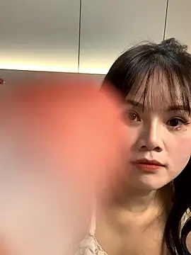 美女kjvnbpz74在线直播