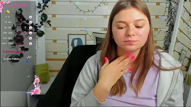 Josephine_Kiss webcam