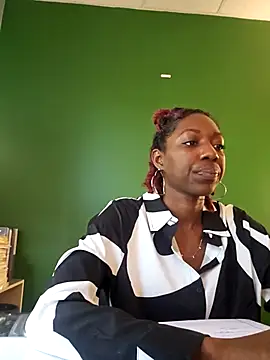 oliviaprettypussy webcam