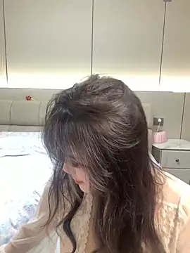 美女kjvnbpz74在线直播