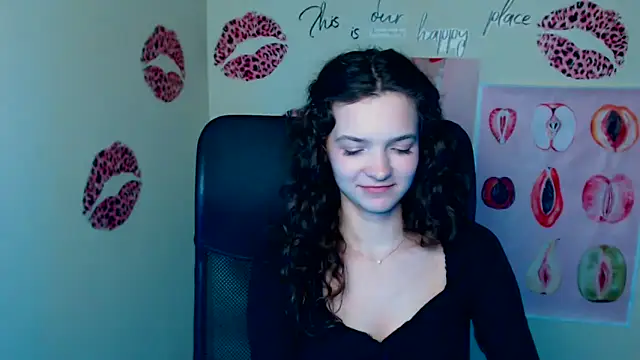 _susiesu_ - _SusieSu_'s free webcam - UK Sex Cams