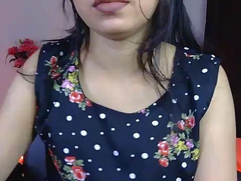 miss_ragni webcam