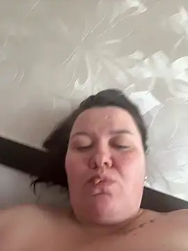 SunnyLeila2101 webcam