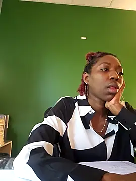 oliviaprettypussy webcam