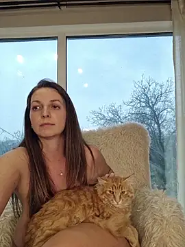 ellaxxstar - Ellaxxstar's free webcam - UK Sex Cams