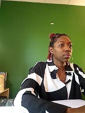 oliviaprettypussy - Oliviaprettypussy's free webcam - UK Sex Cams