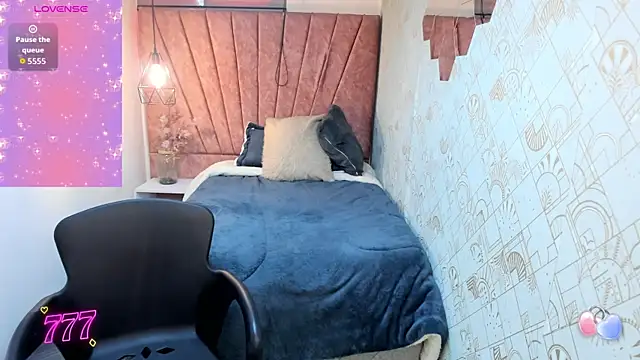 Zoe__Taylor__ webcam