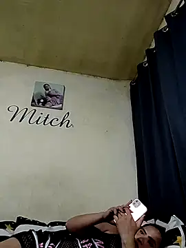 sexymitchyx24 webcam