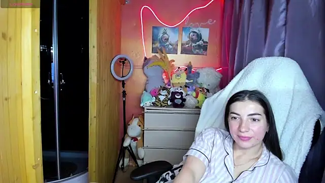 Fiery_Brunette_ webcam