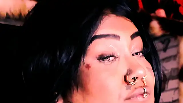 indian_dreamgirl webcam