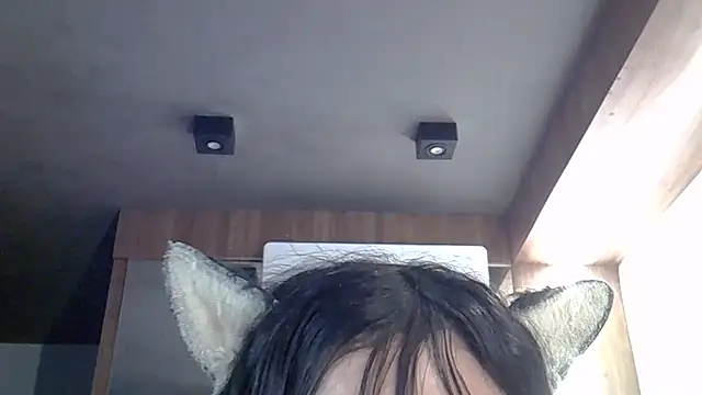 SkinnyKitten webcam