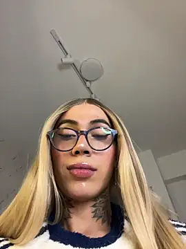 miss_tatiana_ (T young) - GREAT CUMSHOT AND DILDO RIDE //GOAL//