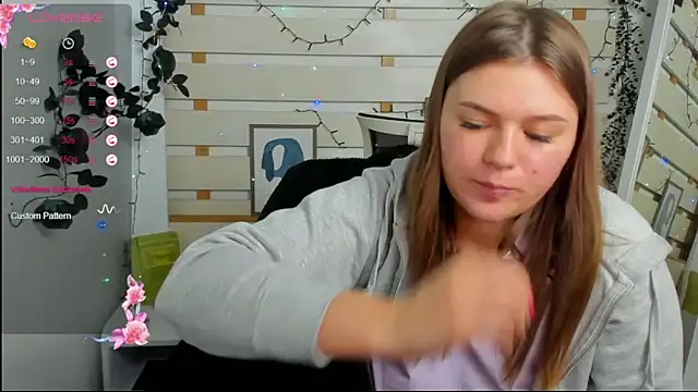 Josephine_Kiss webcam