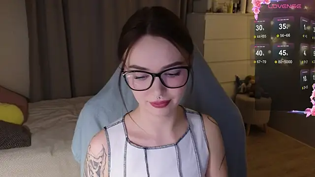 kate_leoo webcam