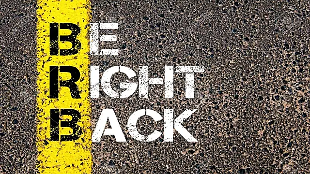 alana_glasses webcam