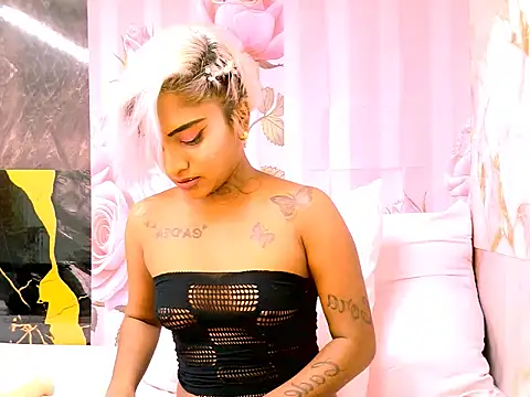 indian_barbie webcam