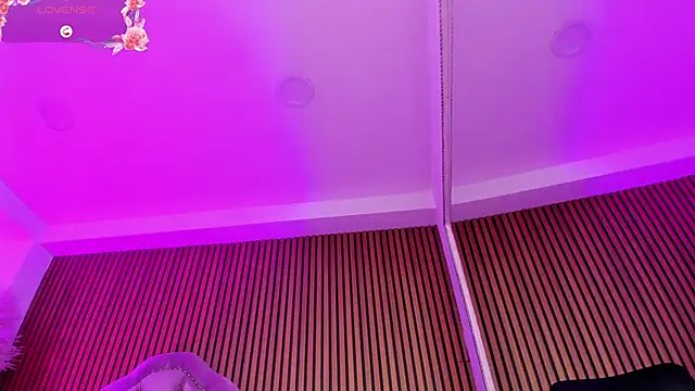 Violett_hott_ webcam