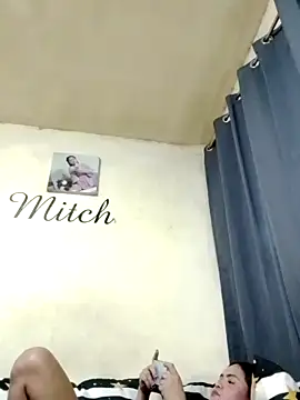 sexymitchyx24 webcam